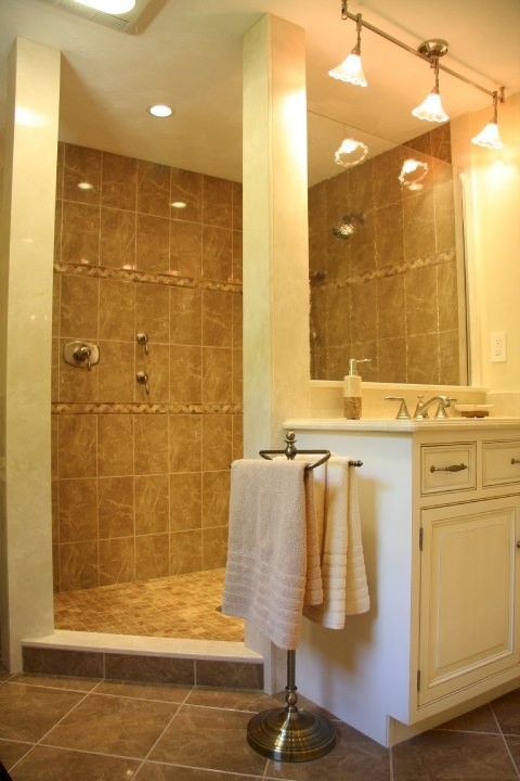 Beautiful Walk-In Showers&nbsp;